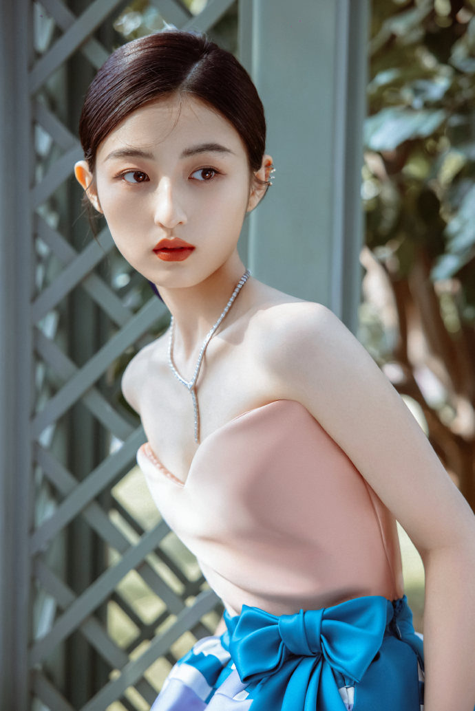 艾米突破自我，摆脱“丫鬟形象”成为新一代女主角